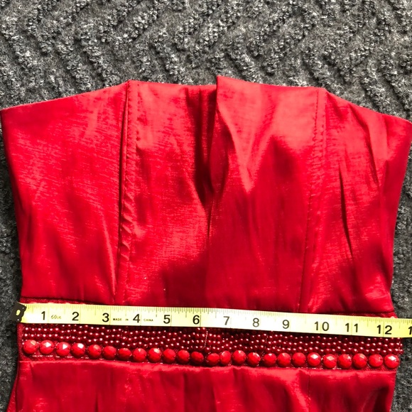 Chic Strapless Red Dress with Beaded Detail - Picture 3 of 8